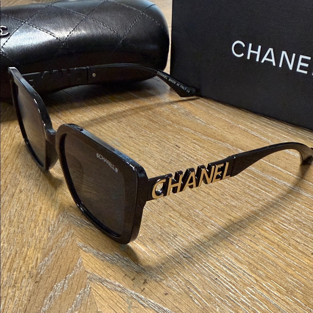 CHANEL Black Oversized Square Women's Sunglasses - Picture 5 of 8